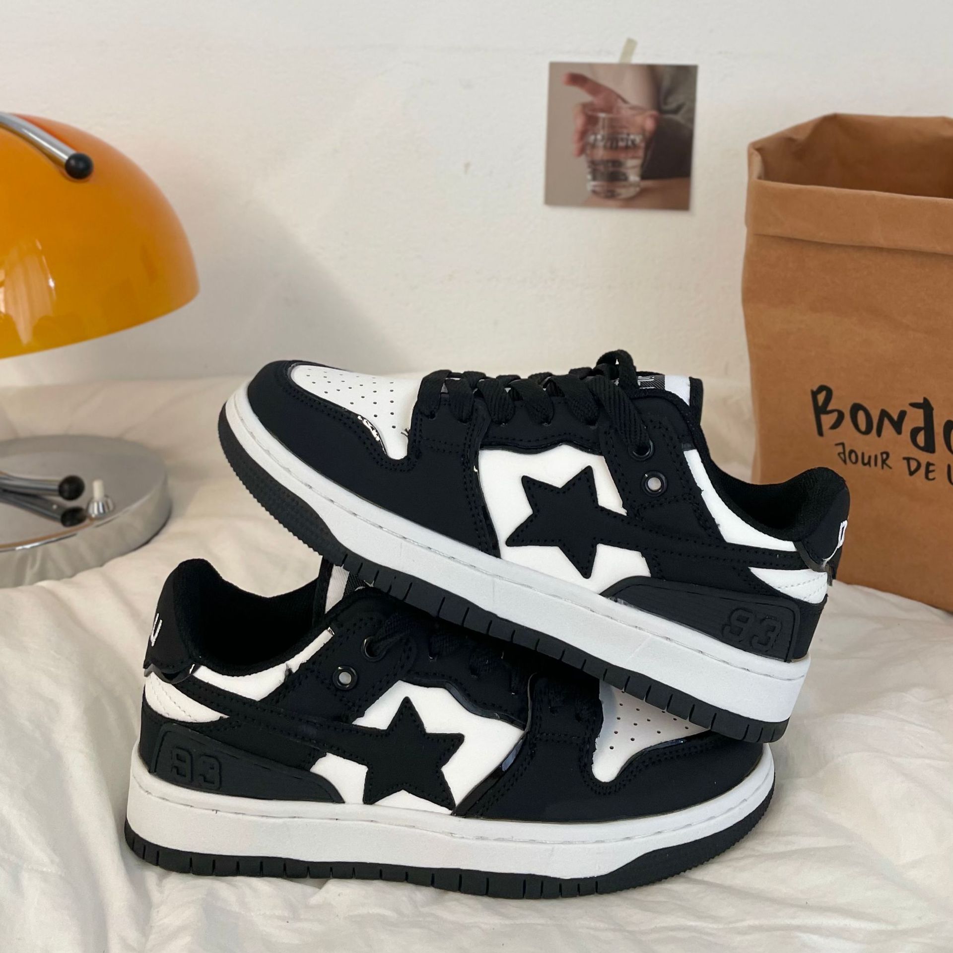 Mens Fashion Casual Retro Low Top Flat Bottom Sneakers - Image 7